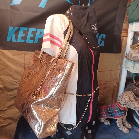 Michael kors tote - Picture 8 of 9